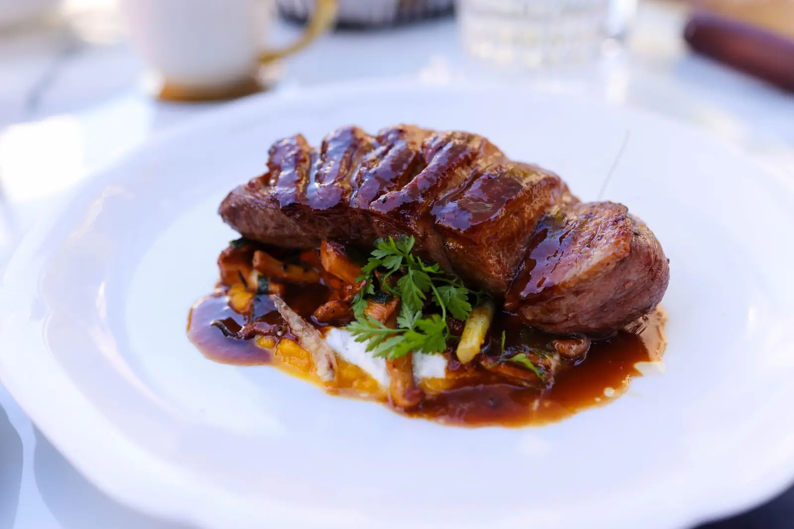 Dining detail at Dravonte Prestigeinn